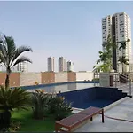 Lindo Flat Easy Life
