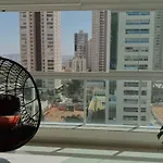 Lindo Flat Easy Life